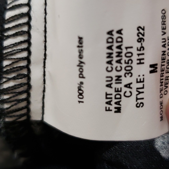 Jules & Jim Floral Print Top - Picture 8 of 10